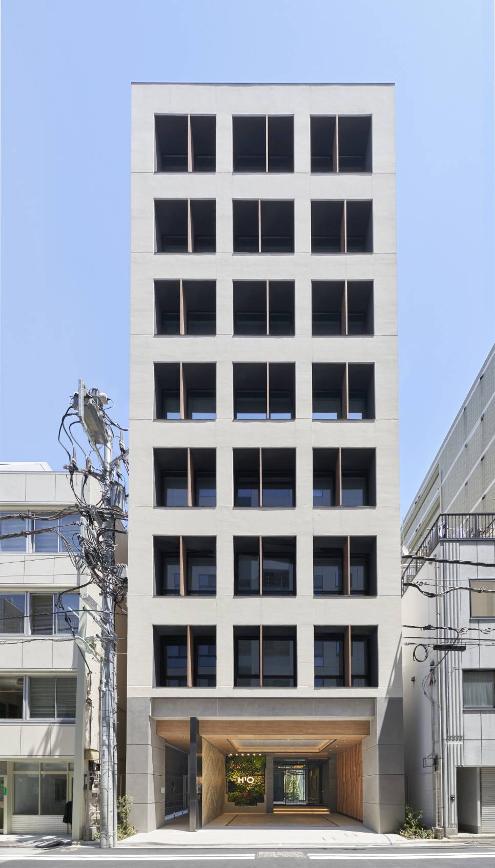オフィスビル外観